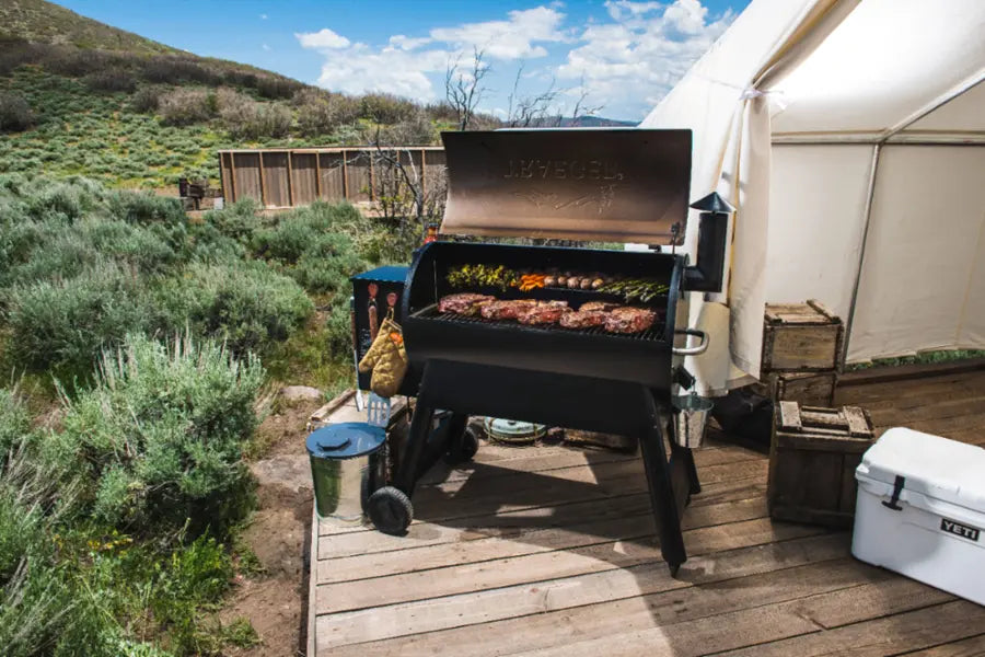 Traeger Grills - Pro Series 34 Pellet Grill and Smoker - Bronze
